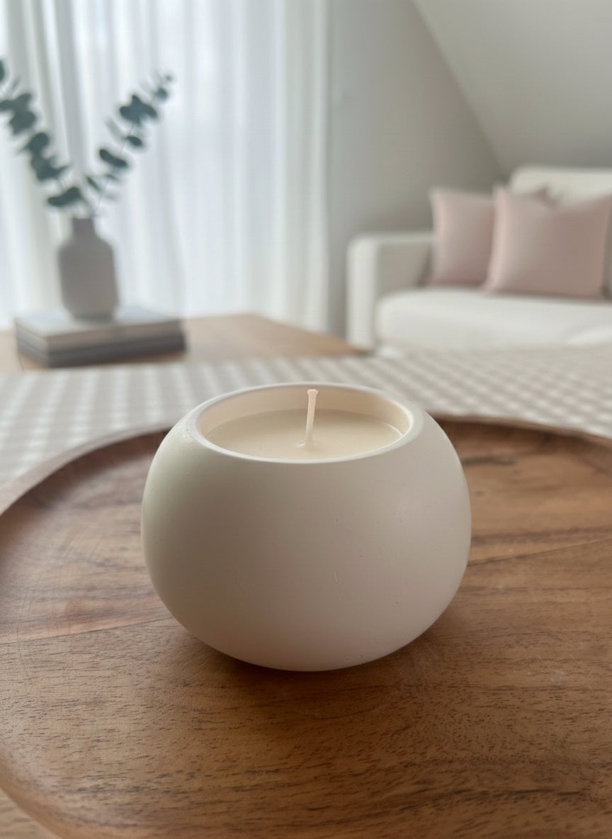 Bougie artisanale parfumée - Sphère style minimaliste
