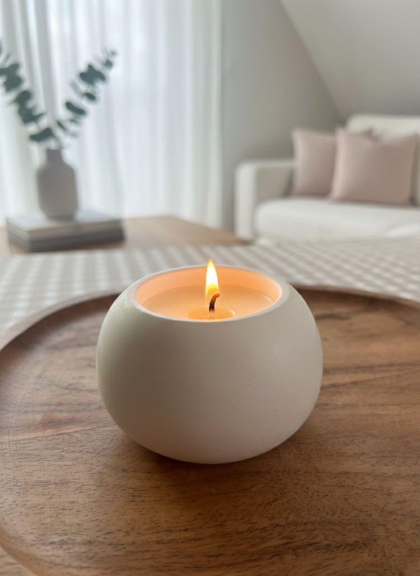 Bougie artisanale parfumée - Sphère style minimaliste